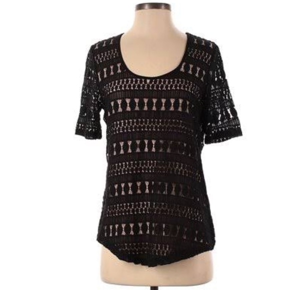 Beautiful black short sleeve top - Picture 1 of 8